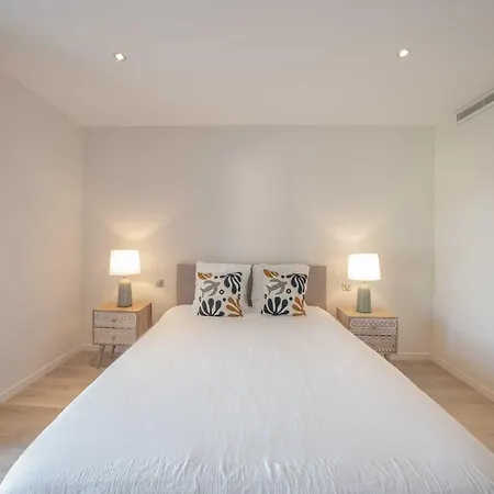 A C - 8bdr 17p - Swimming Pool Villa