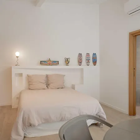 Villa A C - 8bdr 17p - Swimming Pool