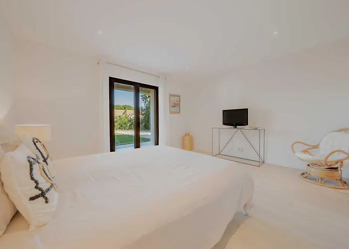 Villa A C - 8bdr 17p - Swimming Pool Saint-Tropez